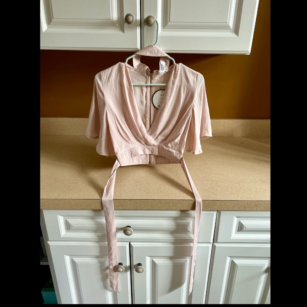 NWT Shareen Collection Pink Flowy Wrap Top
